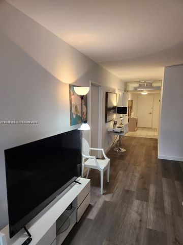 5700 Collins Ave 4N, Miami Beach, FL 33140