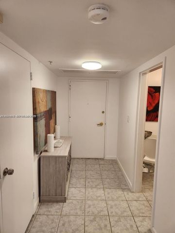 5700 Collins Ave 4N, Miami Beach, FL 33140