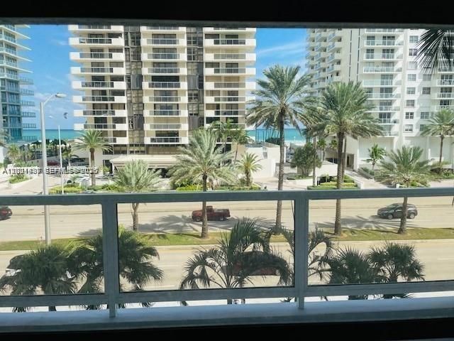 5700 Collins Ave 4N, Miami Beach, FL 33140