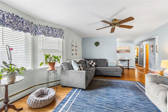 331 El Mar Drive, Greece, NY 14616