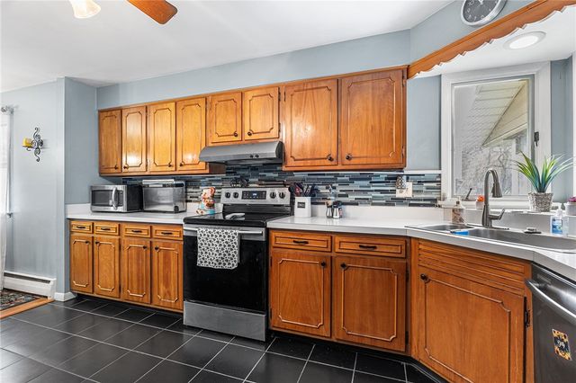 331 El Mar Drive, Greece, NY 14616