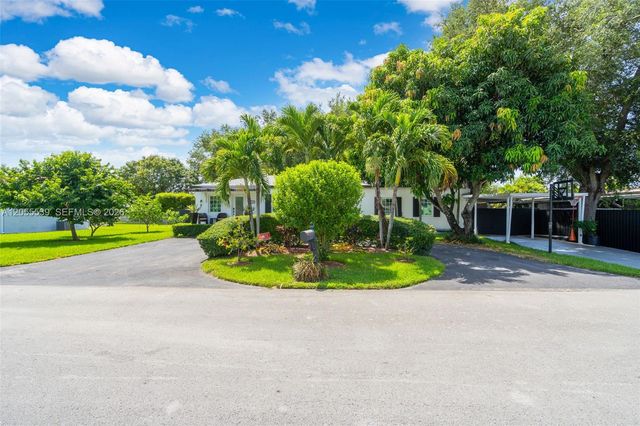 7340 SW 18th St Road, Miami, FL 33155