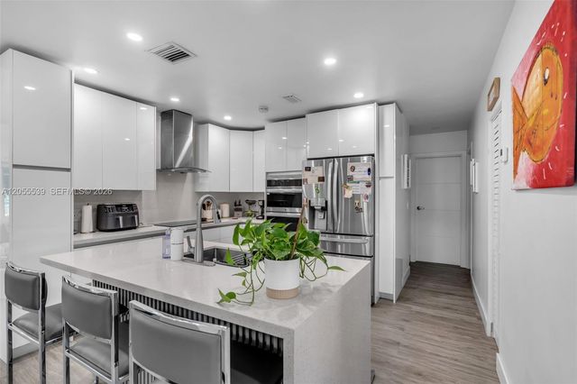 7340 SW 18th St Road, Miami, FL 33155