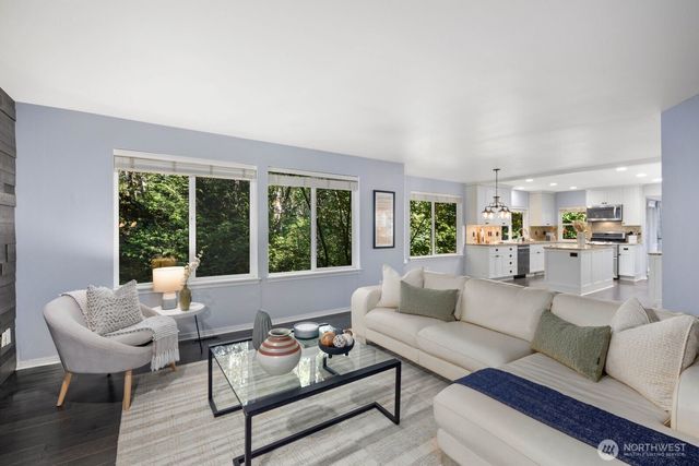 1514 201st Avenue E, Lake Tapps, WA 98391