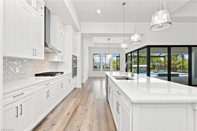 5322 Bayshore AVE, Cape Coral, FL 33904