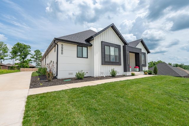 5980 S Dollison Avenue, Springfield, MO 65810