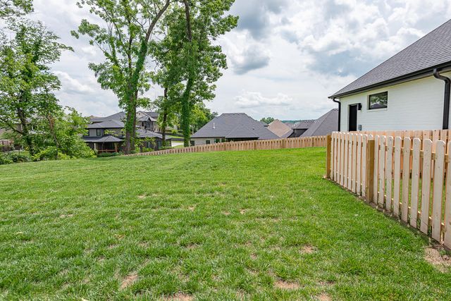 5980 S Dollison Avenue, Springfield, MO 65810