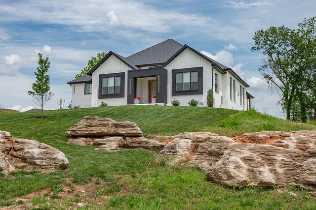 5980 S Dollison Avenue, Springfield, MO 65810