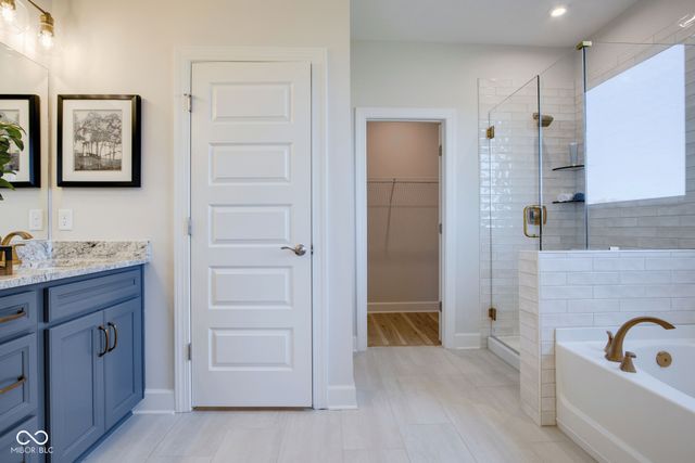 7216 Portico Lane, Mccordsville, IN 46055