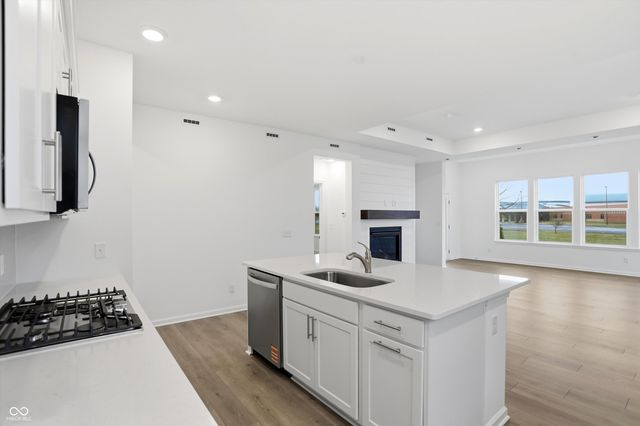 7216 Portico Lane, Mccordsville, IN 46055