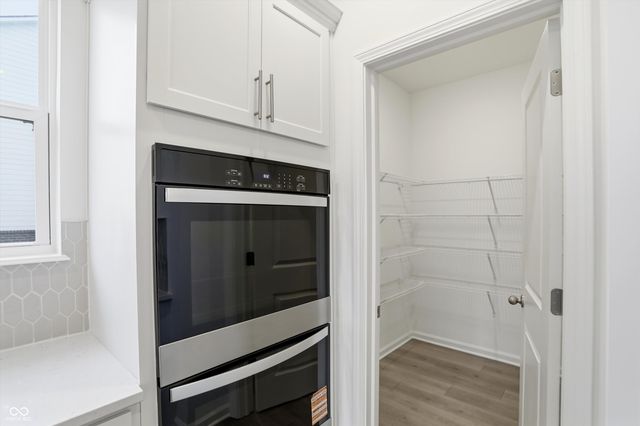 7216 Portico Lane, Mccordsville, IN 46055