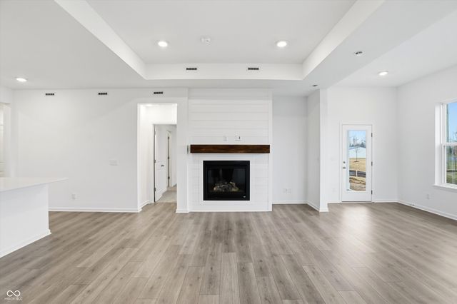 7216 Portico Lane, Mccordsville, IN 46055