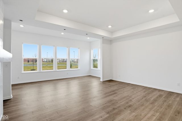 7216 Portico Lane, Mccordsville, IN 46055