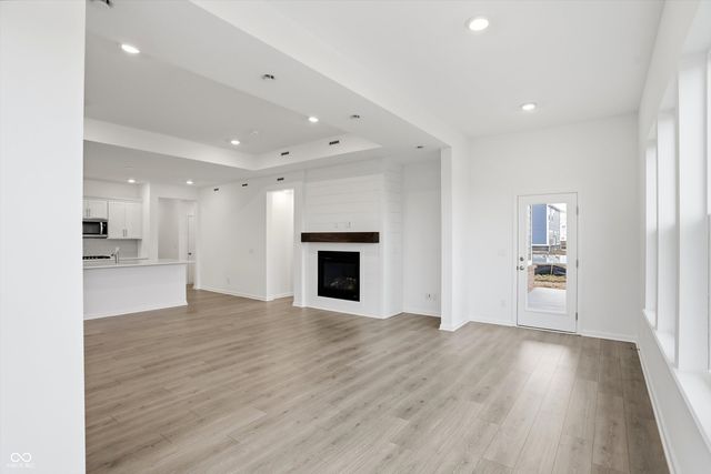 7216 Portico Lane, Mccordsville, IN 46055