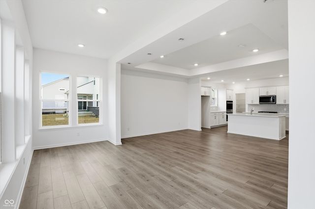 7216 Portico Lane, Mccordsville, IN 46055