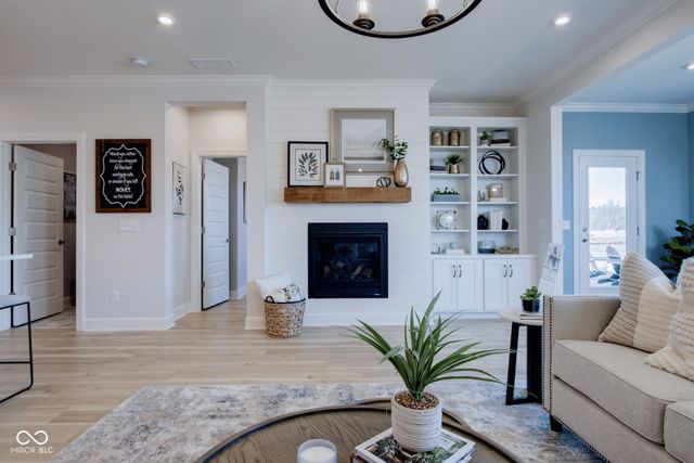 7216 Portico Lane, Mccordsville, IN 46055