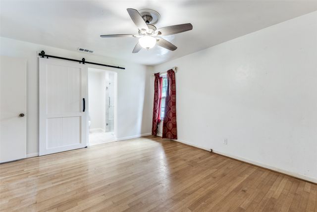 9210 Larchwood Drive, Dallas, TX 75238