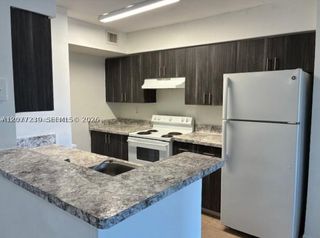 15221 SW 80th St 306, Miami, FL 33193