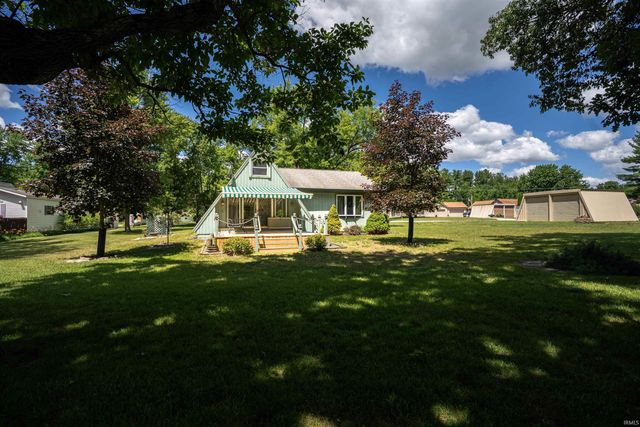 8255 N Kiger Drive, Monticello, IN 47960