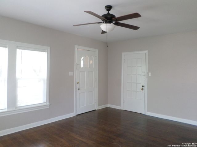 1706 TEXAS AVE, San Antonio, TX 78201