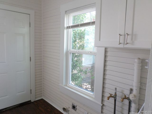 1706 TEXAS AVE, San Antonio, TX 78201
