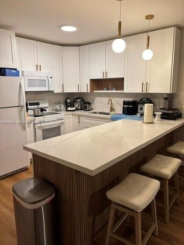 6070 W 19th Ave 115, Hialeah, FL 33012