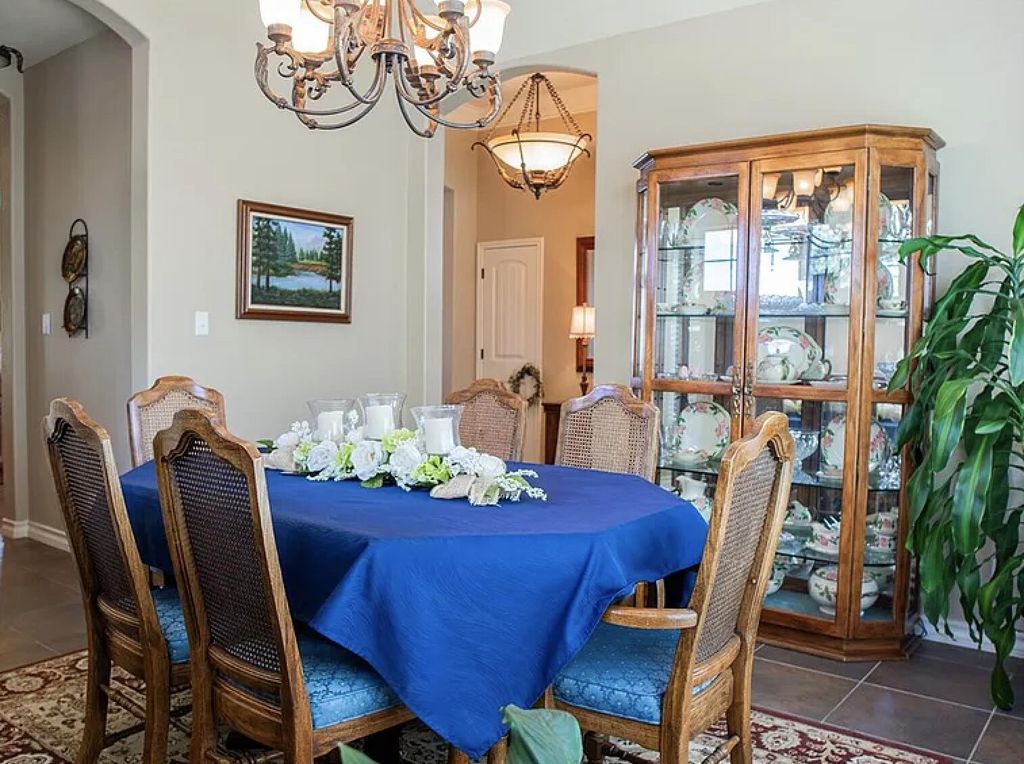 Image 11 of property listing at 6102 Hallye Court, San Angelo, TX 76904