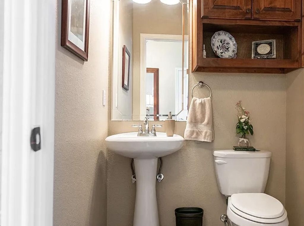 Image 22 of property listing at 6102 Hallye Court, San Angelo, TX 76904