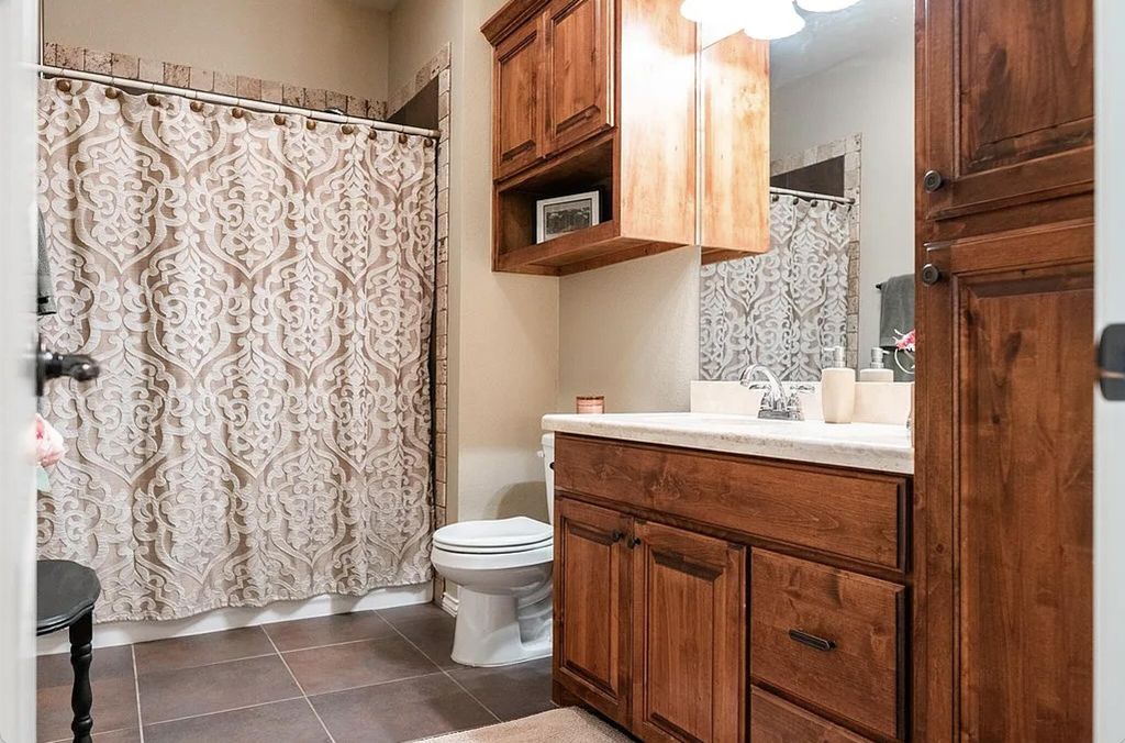 Image 23 of property listing at 6102 Hallye Court, San Angelo, TX 76904