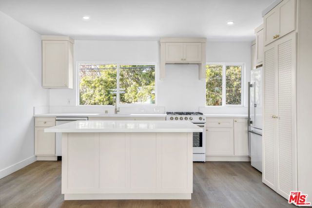 559 Sunset Avenue, Venice (los Angeles), CA 90291