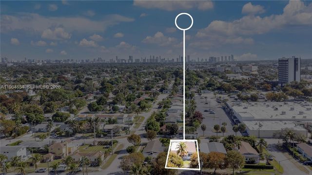 16895 NE 4th Pl, North Miami Beach, FL 33162