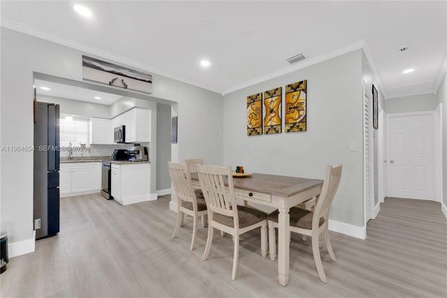 16895 NE 4th Pl, North Miami Beach, FL 33162