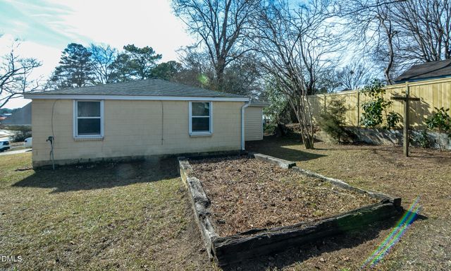 314 S Robertson Street, Clayton, NC 27520