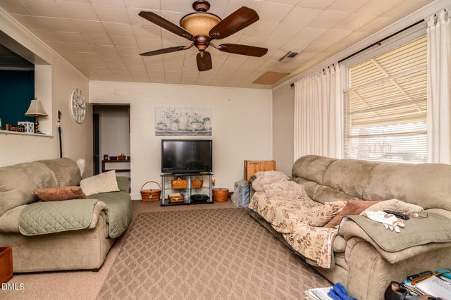 314 S Robertson Street, Clayton, NC 27520