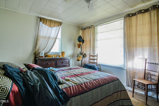 314 S Robertson Street, Clayton, NC 27520