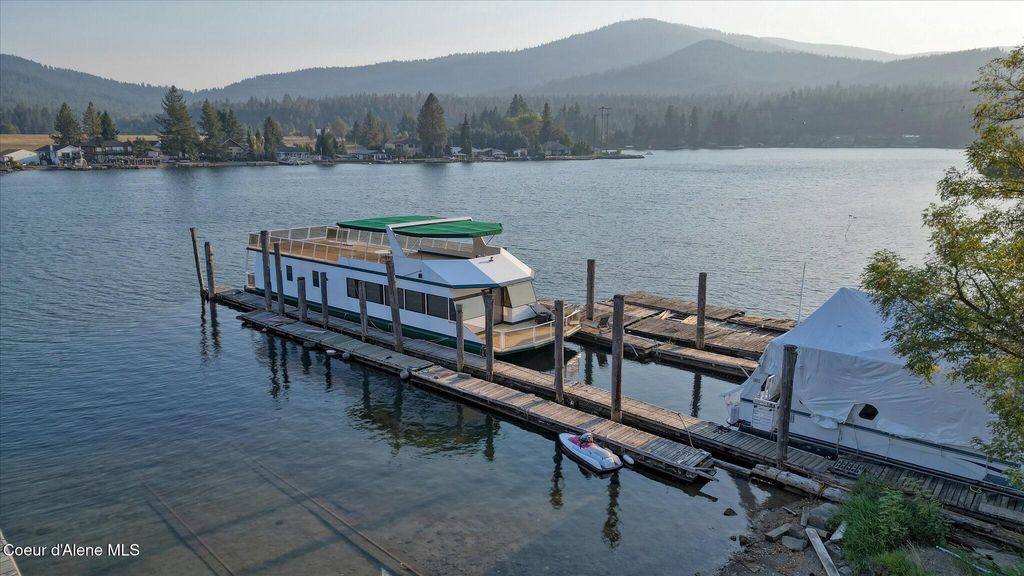 5729 E MARINE DR, Post Falls, ID 83854 photo 12