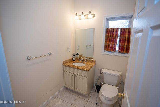 2 1st Street, Sayreville, NJ 08872