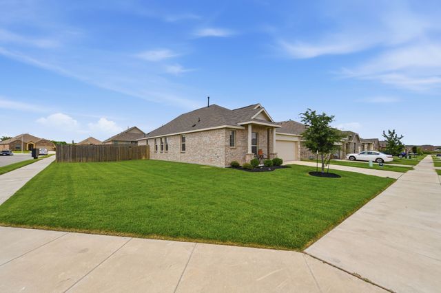 948 High Noon Drive, Fort Worth, TX 76052