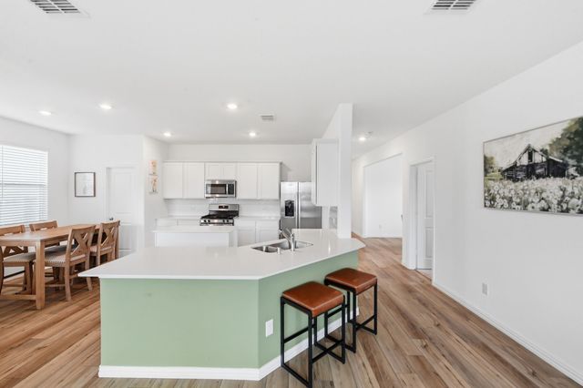 948 High Noon Drive, Fort Worth, TX 76052