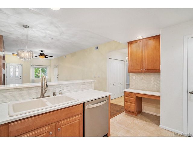 2225 Calais Dr 9E, Longmont, CO 80504