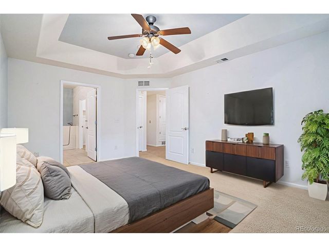 2225 Calais Dr 9E, Longmont, CO 80504