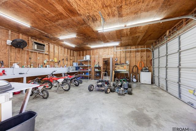 4123 Choctaw Rd, Brusly, LA 70719