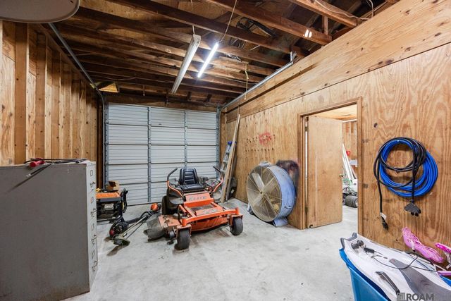 4123 Choctaw Rd, Brusly, LA 70719