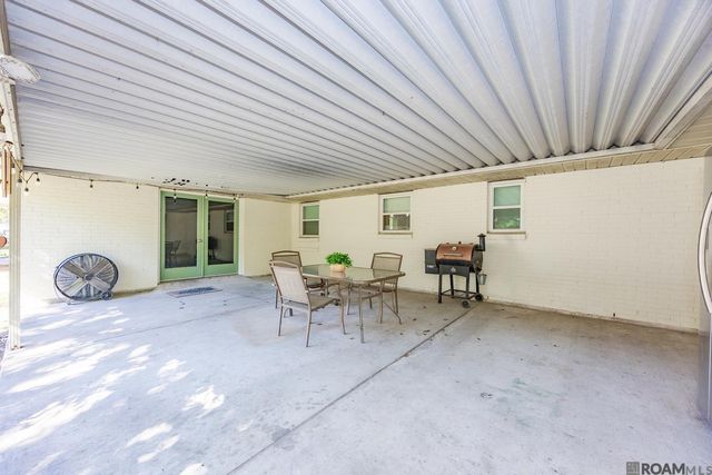 4123 Choctaw Rd, Brusly, LA 70719