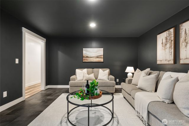 1215 293rd Avenue NE, Carnation, WA 98014