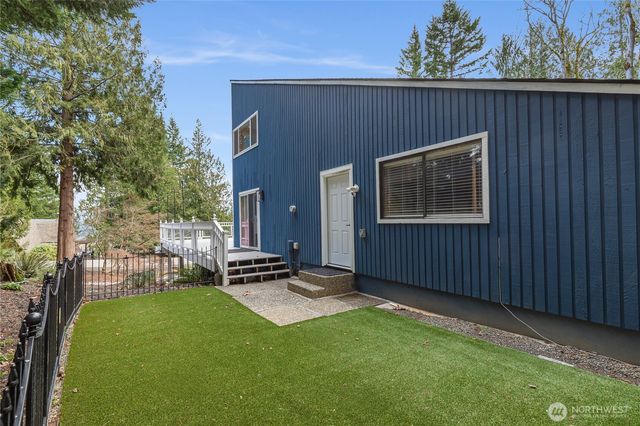 1215 293rd Avenue NE, Carnation, WA 98014