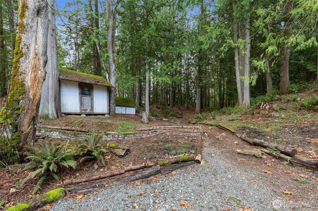 1215 293rd Avenue NE, Carnation, WA 98014