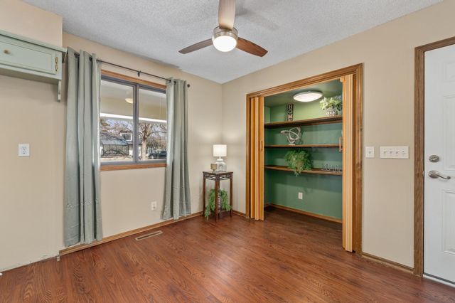 2027 W 27th St N, Wichita, KS 67204