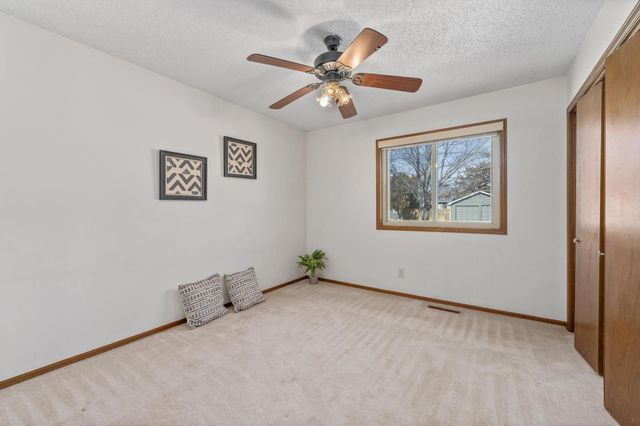 2027 W 27th St N, Wichita, KS 67204