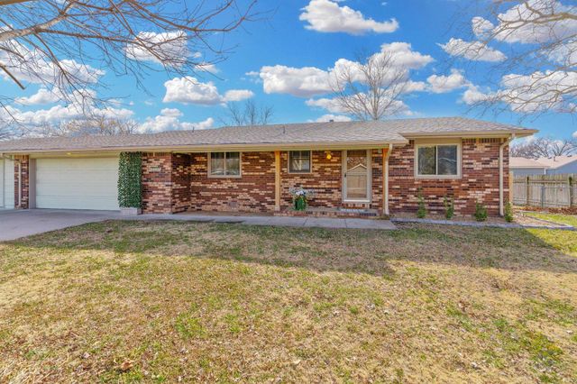 2027 W 27th St N, Wichita, KS 67204